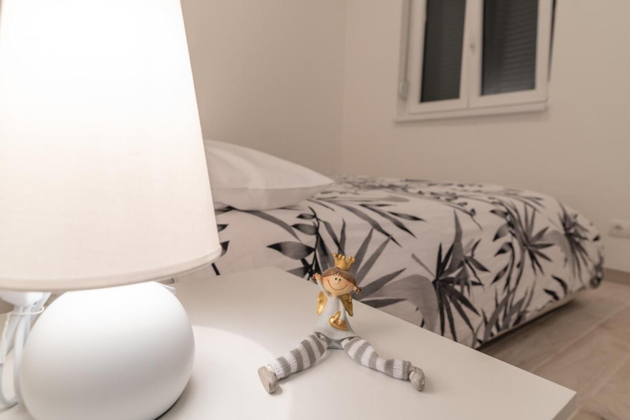 Apartman Pjer Trogir Kültér fotó